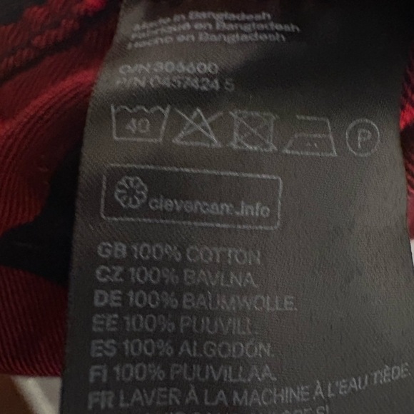 H&M Red and Black Plaid Shirt - Picture 2 of 6
